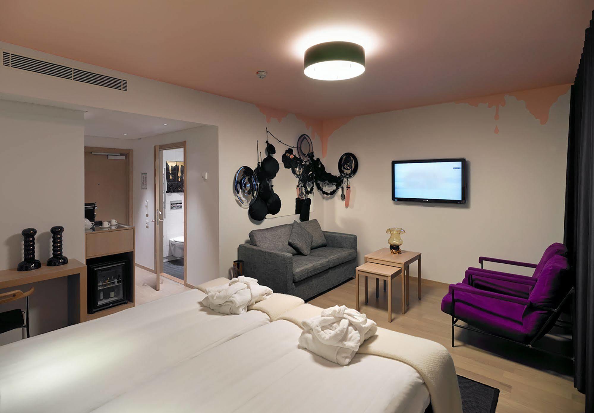 Kosta Boda Art Hotel Экстерьер фото